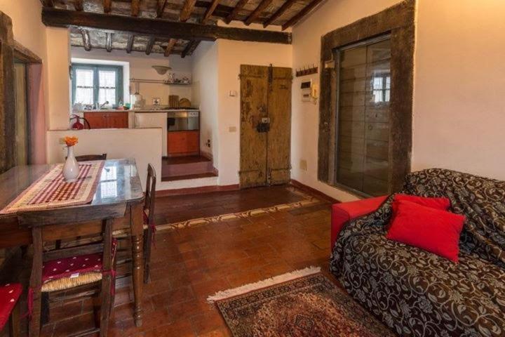 Poggio Alla Pieve Relais Calenzano Bagian luar foto